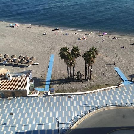 Apartamento Estudio En Chinasol Primera Linea Playa San Cristobal Almuñécar Buitenkant foto