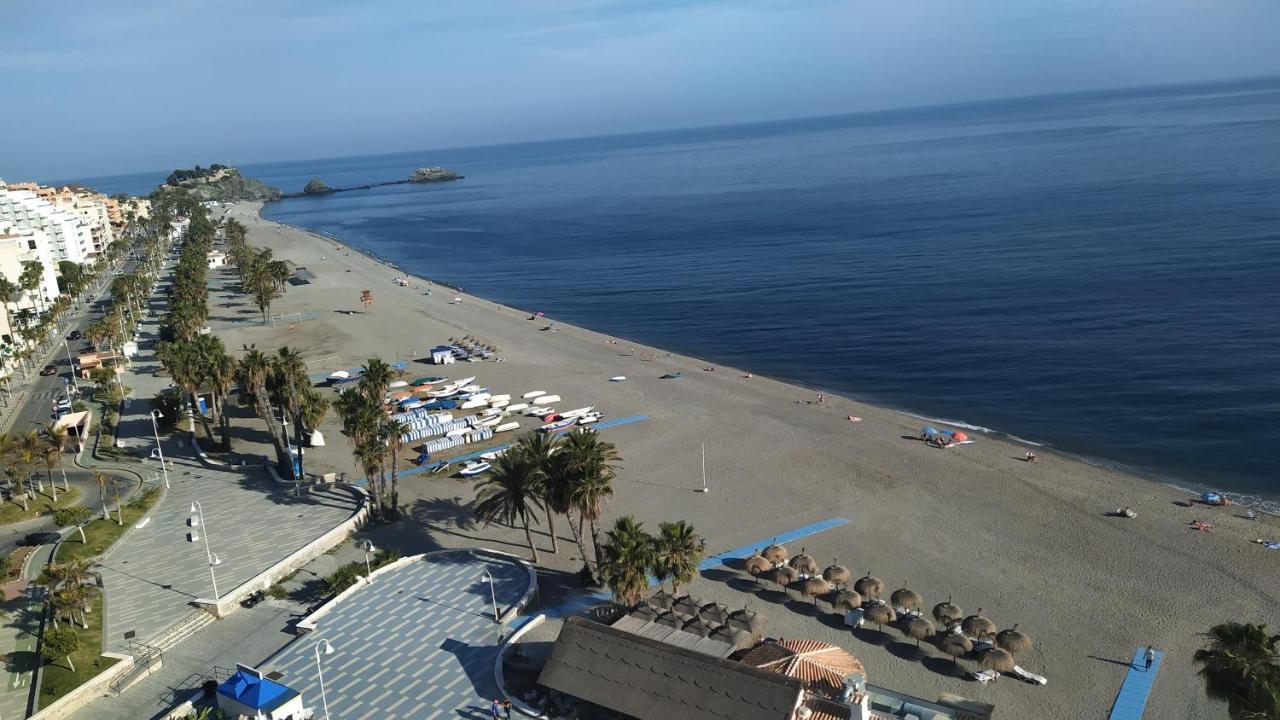 Apartamento Estudio En Chinasol Primera Linea Playa San Cristobal Almuñécar Buitenkant foto