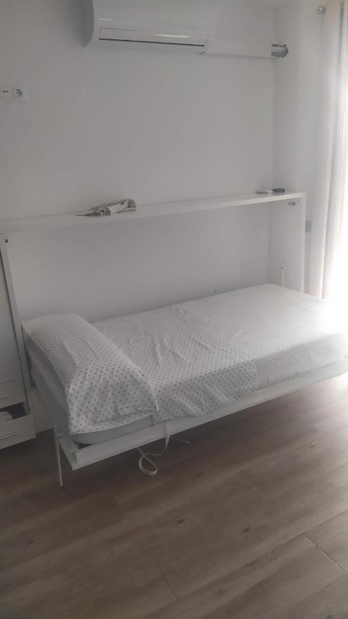 Apartamento Estudio En Chinasol Primera Linea Playa San Cristobal Almuñécar Buitenkant foto